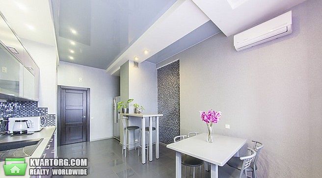 Sell 2-room apartment. Киев,  Щорса — photo 6