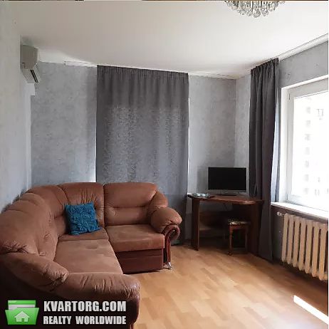 Rent out 2-room apartment. Киев,  Урловская — photo 4