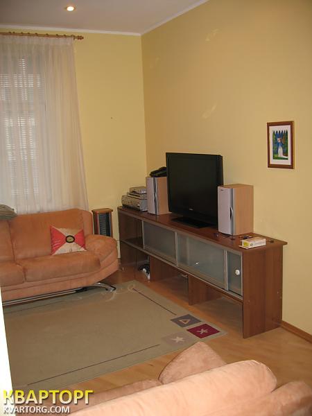 Rent out 2-room apartment. Киев,  Димитрова — photo 4