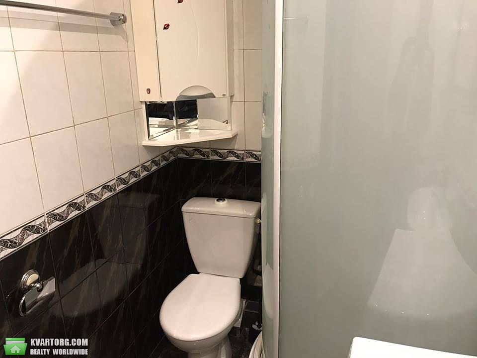 Rent out 1-room apartment. Киев,  Щорса — photo 3