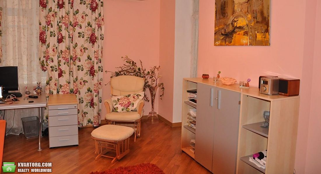 Rent out 4-room apartment. Киев,  Старонаводницкая — photo 5