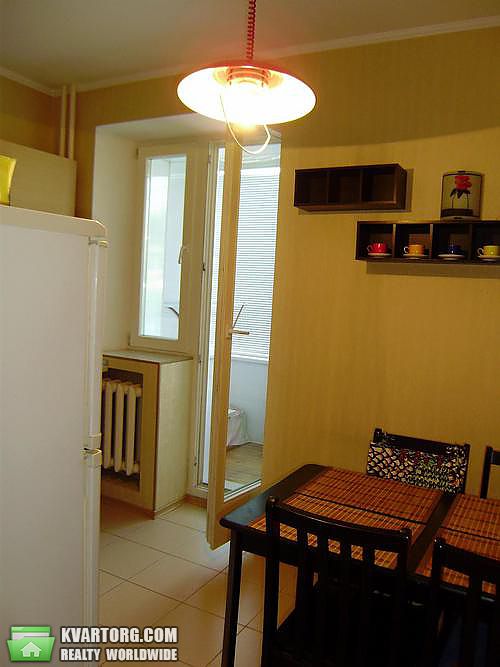 Rent out 1-room apartment. Киев,  Ветрянные Горы — photo 2