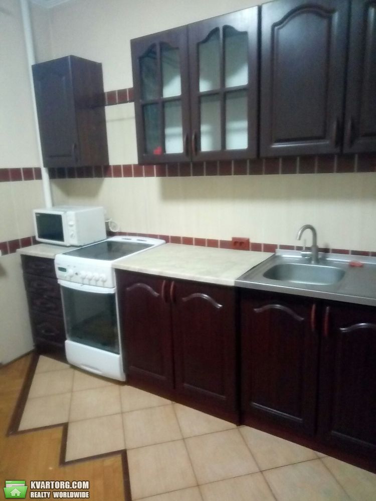 Rent out 1-room apartment. Киев,  Заболотного — photo 1