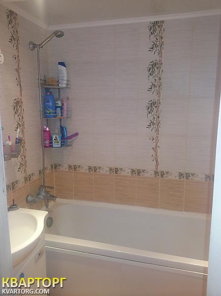 Sell 2-room apartment. Киев,  Зодчих — photo 3