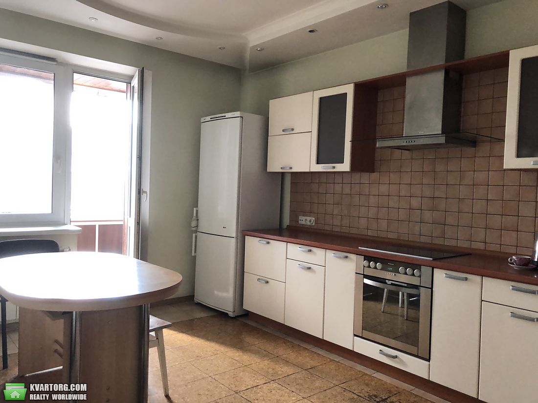 Rent out 2-room apartment. Киев,  Ахматовой — photo 3