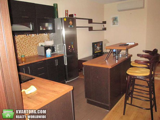 Rent out 2-room apartment. Киев,  Саперно-Слободская — photo 2