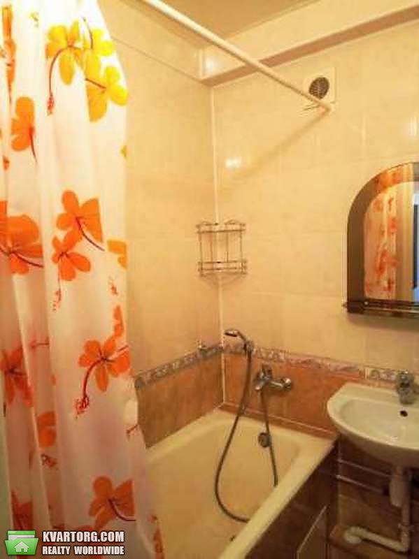 Sell 2-room apartment. Киев,  Зодчих — photo 9