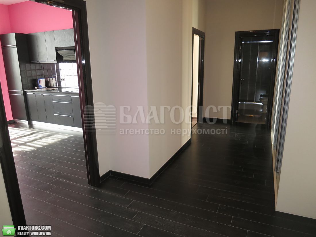 Rent out 2-room apartment. Киев,  Московская — photo 1