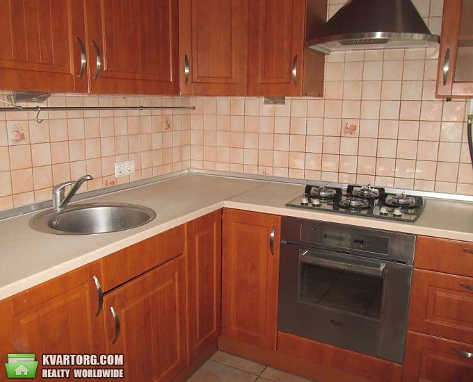 Sell 3-room apartment. Киев,  Героев Днепра — photo 1
