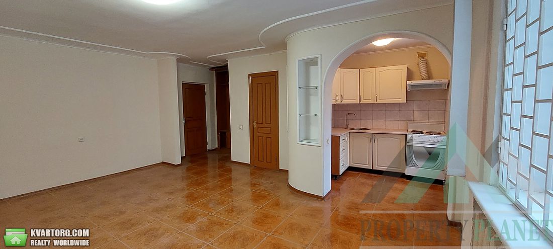 Rent out office. Киев, Фроловская — photo 1