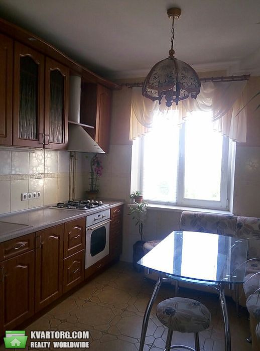 Sell 3-room apartment. Киев,  Гайдай — photo 1