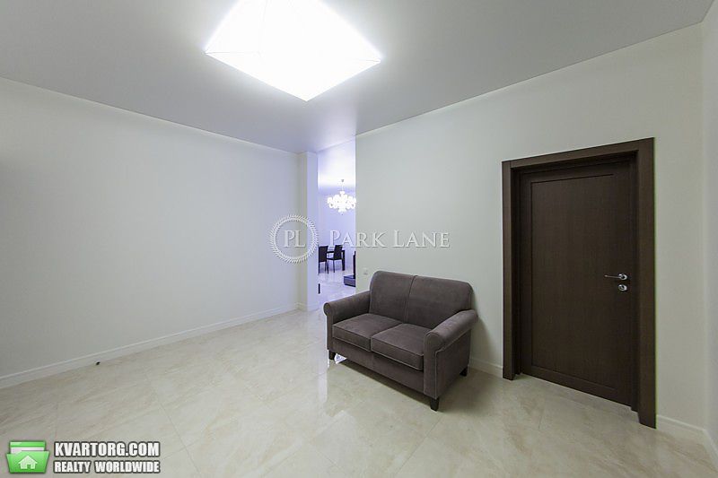 Rent out 3-room apartment. Киев,  Леси Украинки бул — photo 10