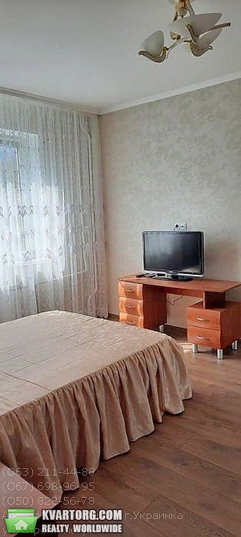 Rent out 1-room apartment. Украинка,  Строителей — photo 4