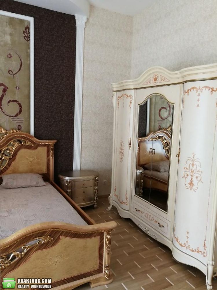 Rent out 2-room apartment. Киев,  Лютеранская — photo 6