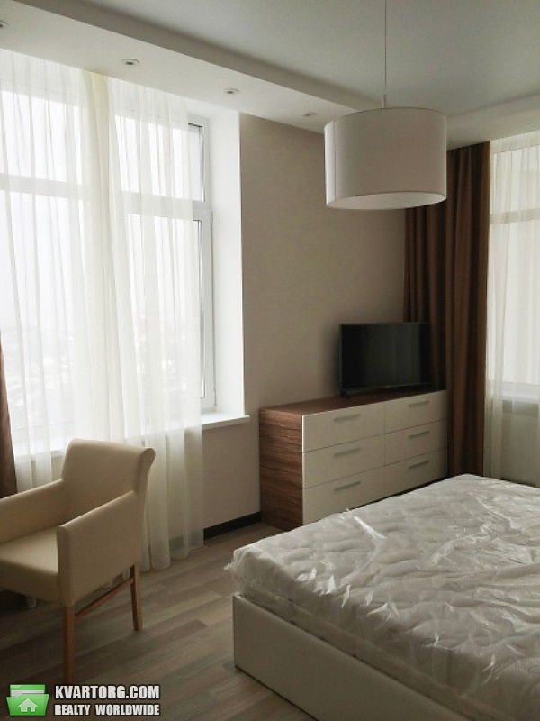 Rent out 2-room apartment. Киев,  Драгомирова — photo 5