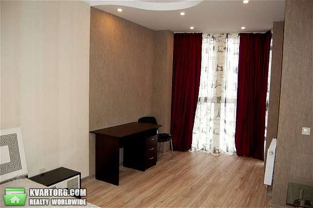 Rent out 1-room apartment. Киев,  Драгоманова — photo 1