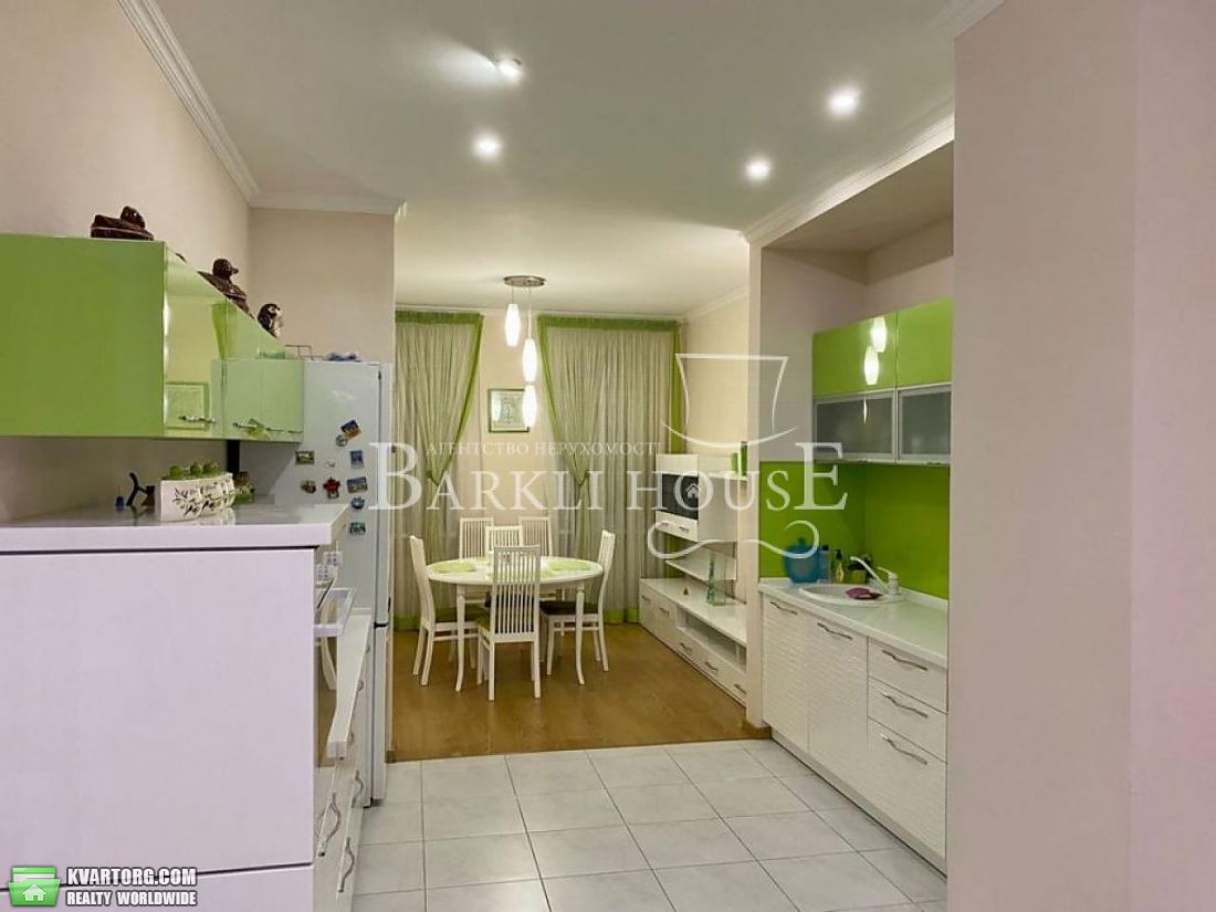 Rent out 5-room apartment. Киев,  Антоновича — photo 7
