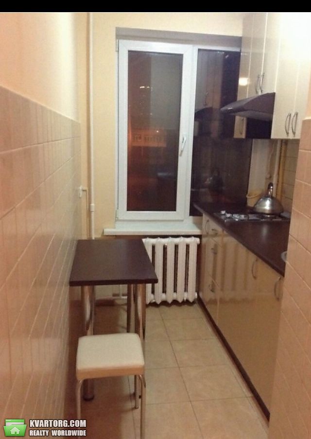 Sell 1-room apartment. Киев,  Березняковская — photo 1