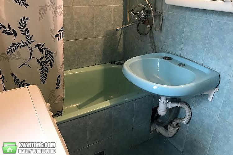 Sell 3-room apartment. Киев,  Двинская — photo 9