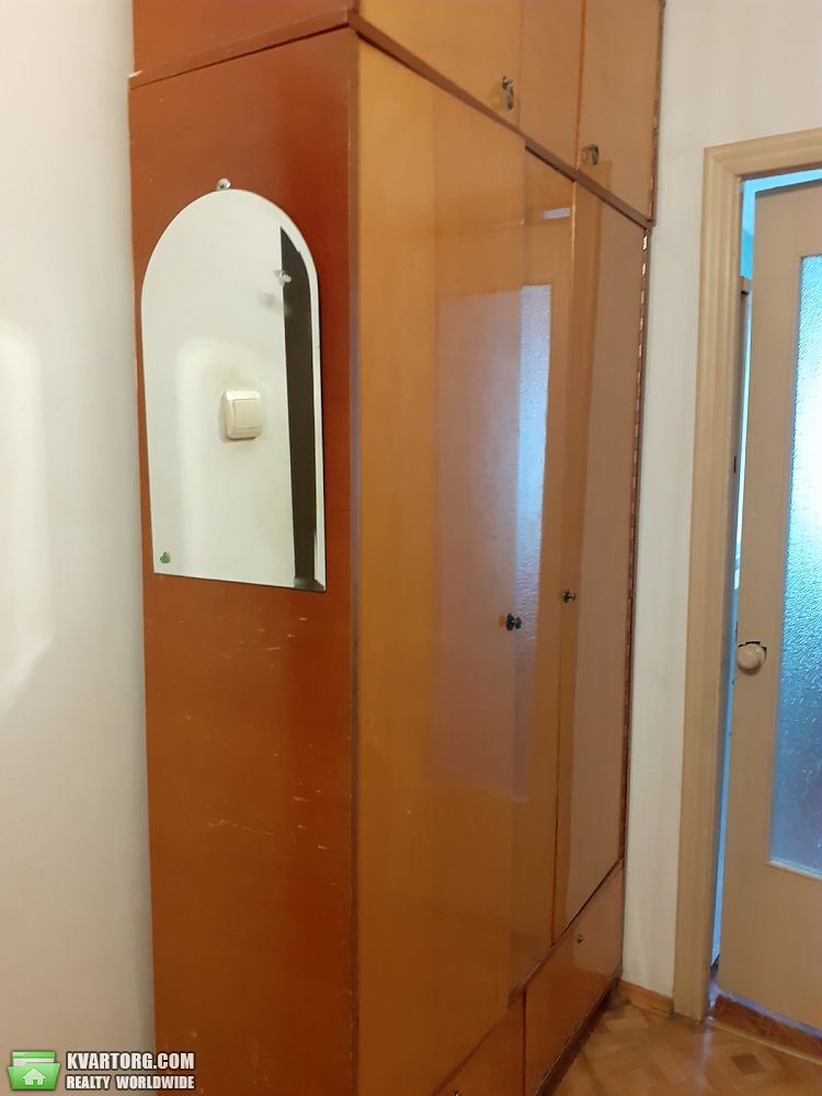 Rent out 1-room apartment. Киев,  Миропольская — photo 7