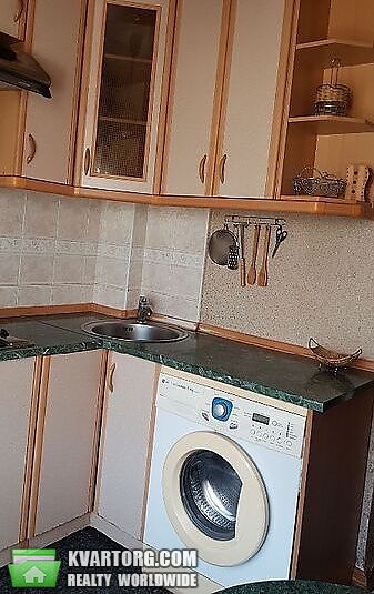 Sell 2-room apartment. Киев,  Ужвий — photo 2