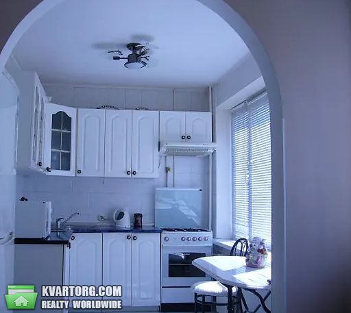Rent out 3-room apartment. Киев,  Тычины пр — photo 7