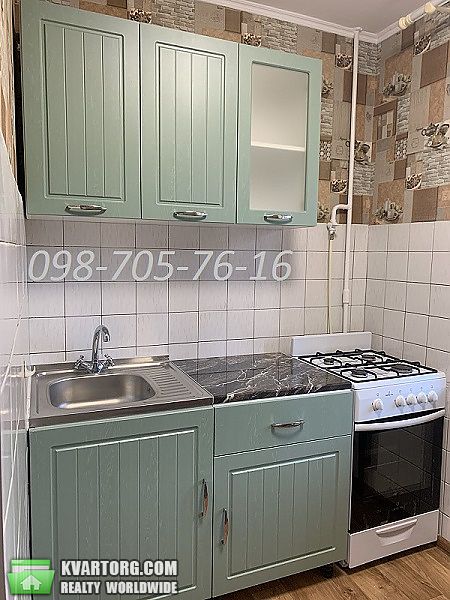 Rent out 1-room apartment. Киев, Печерский спуск — photo 4