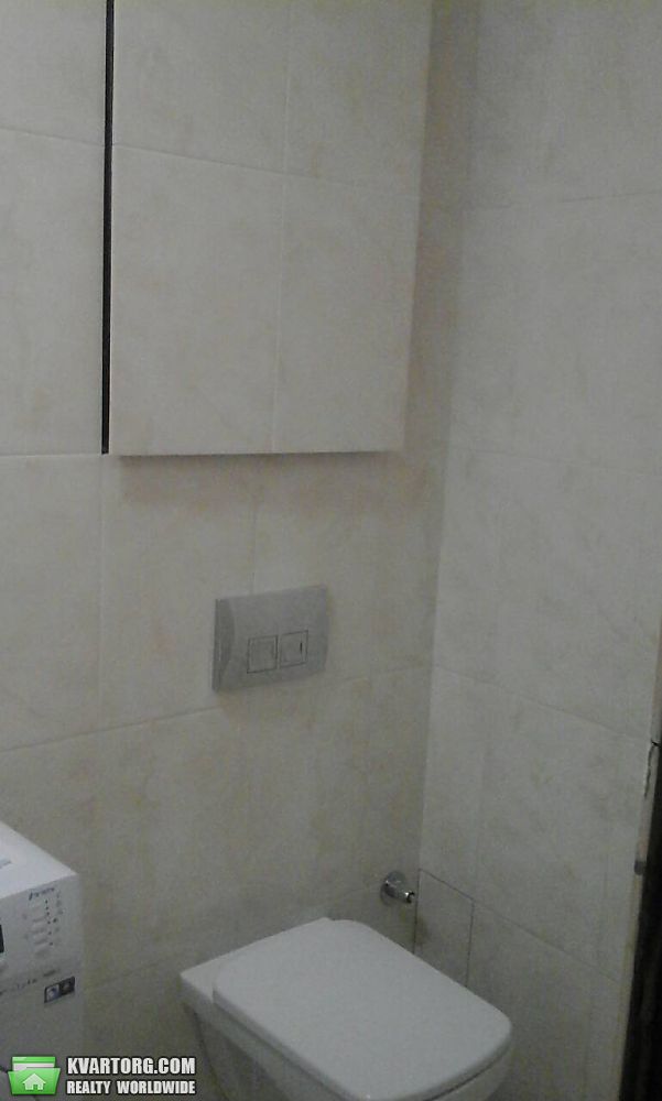Rent out 2-room apartment. Киев,  Островского — photo 10