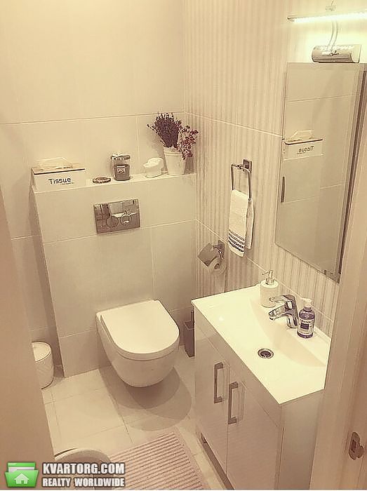 Sell 3-room apartment. Киев,  Ломоносова — photo 1