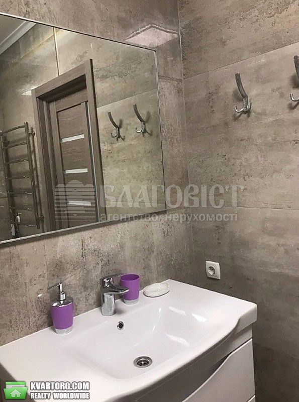 Rent out 1-room apartment. Киев,  Конева — photo 7