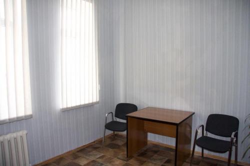 Rent out office. Киев, Мельникова 75 — photo 3