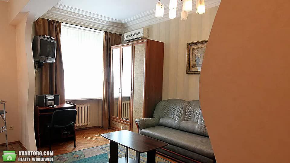 Rent out 1-room apartment. Киев,  Прорезная — photo 1