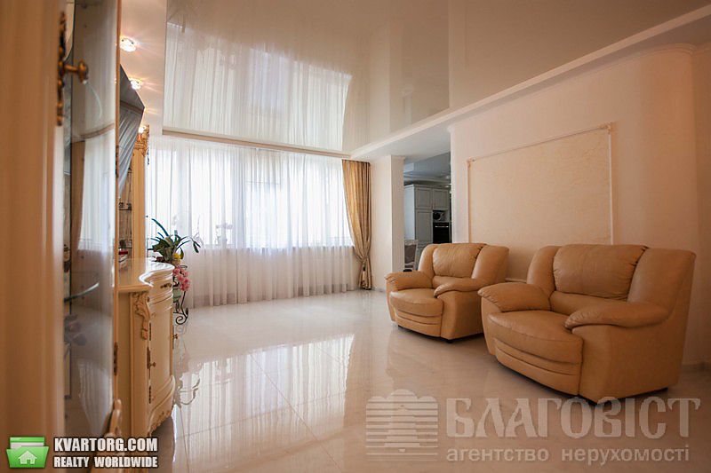 Sell 3-room apartment. Киев,  Ломоносова — photo 3