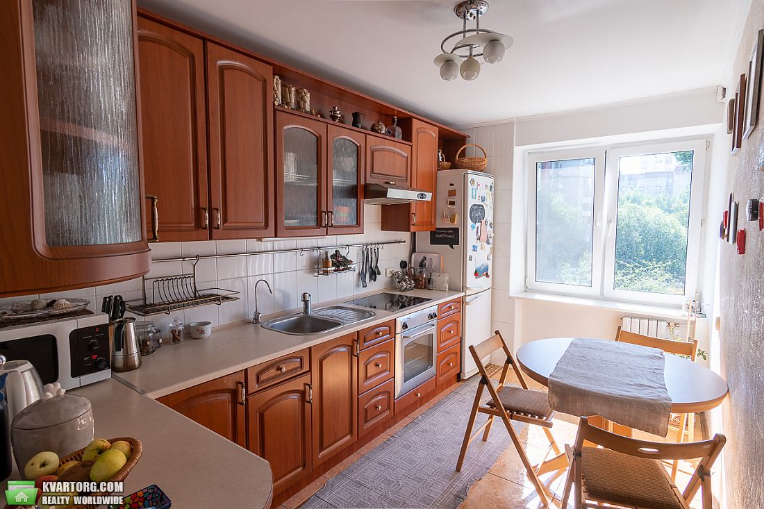 Sell 3-room apartment. Львов, Чорновола — photo 3
