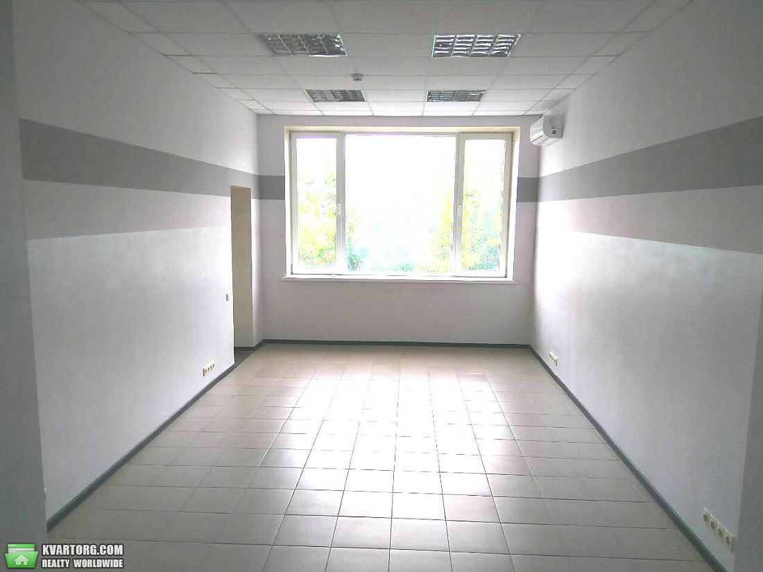 Rent out office. Киев,  Старосельская — photo 1