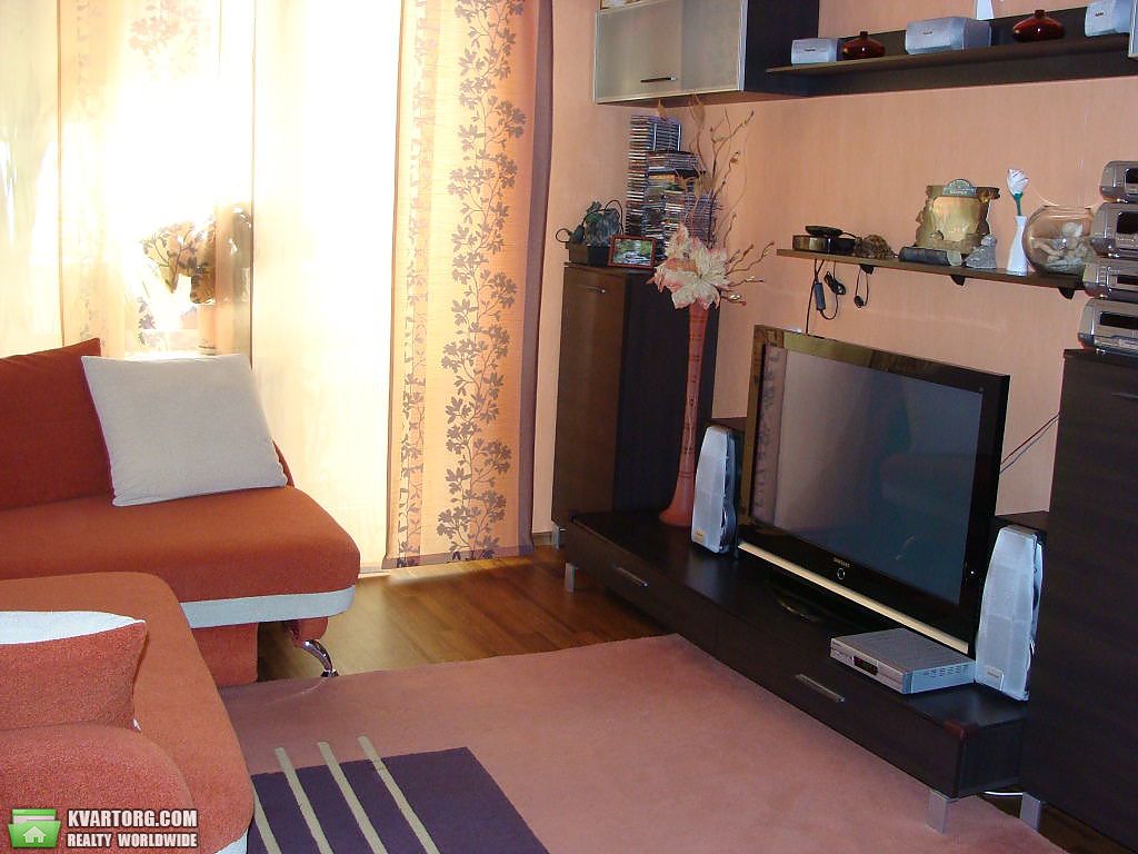 Sell 3-room apartment. Киев,  Маяковского — photo 1