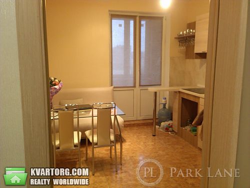 Sell 2-room apartment. Киев, Большая Китаевская — photo 1