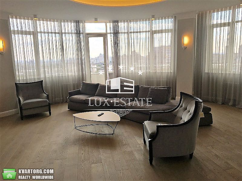 Rent out 5-room apartment. Киев,  Мазепы — photo 1