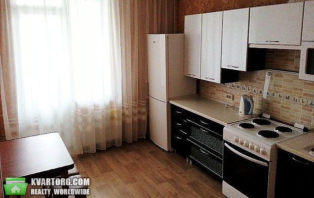 Rent out 1-room apartment. Киев,  Урловская — photo 1