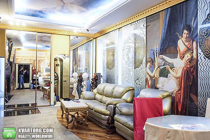 Rent out 2-room apartment. Киев,  Пушкинская — photo 3