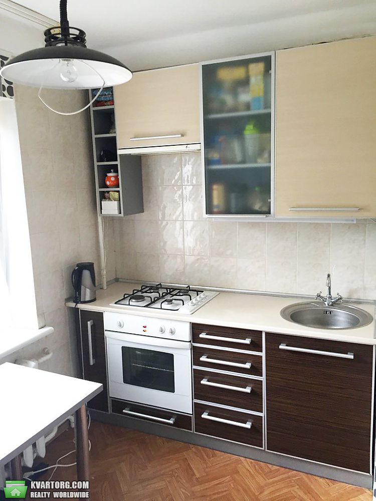 Sell 2-room apartment. Киев,  Блюхера — photo 1