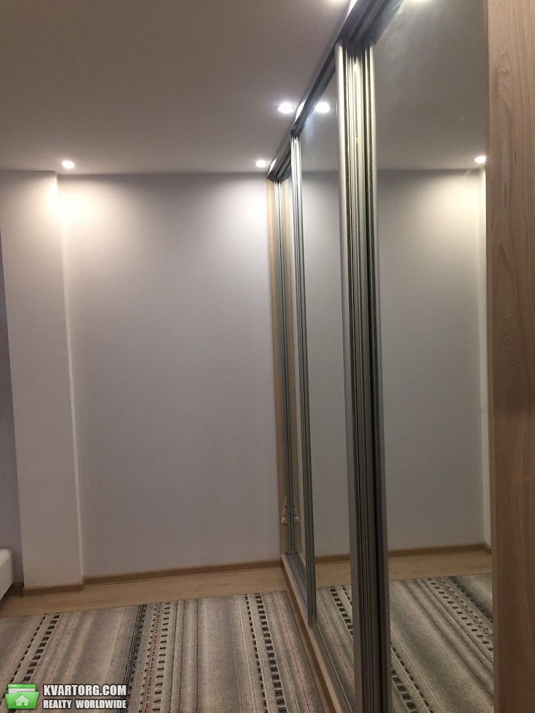 Rent out 2-room apartment. Киев,  Севастопольская — photo 6