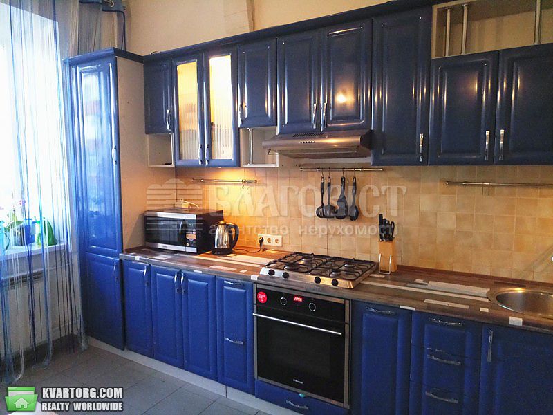 Rent out 2-room apartment. Киев,  Волошская — photo 3