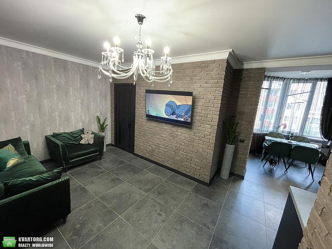 продам 3-комнатную квартиру. Киевская обл.,  Молодёжная - фото 2