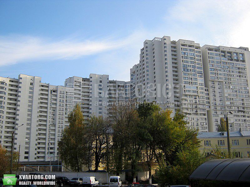 Sell 3-room apartment. Киев,  Щорса — photo 1