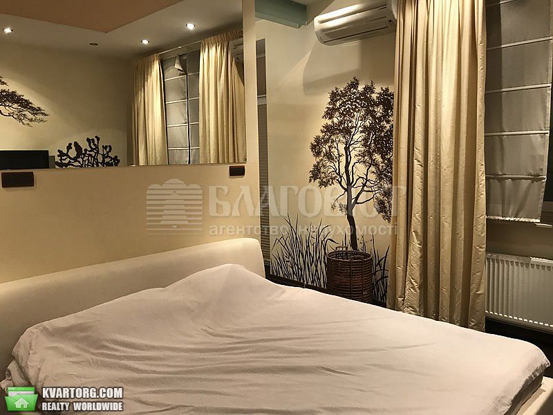 Rent out 2-room apartment. Киев,  Шота Руставели — photo 1