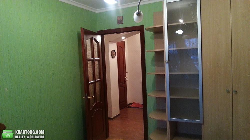 Rent out 4-room apartment. Киев,  Невская — photo 10