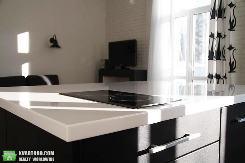 Rent out 2-room apartment. Киев,  Орлика — photo 4