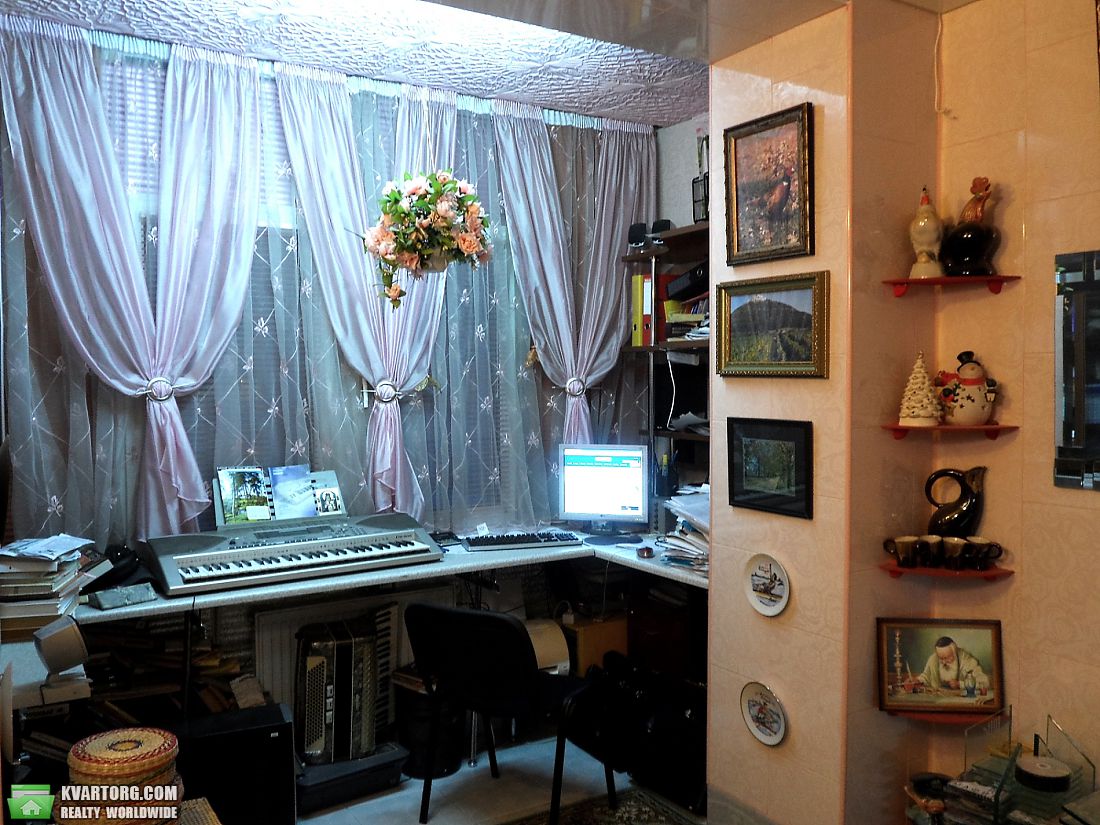 Sell 2-room apartment. Киев, Ломоносова — photo 1