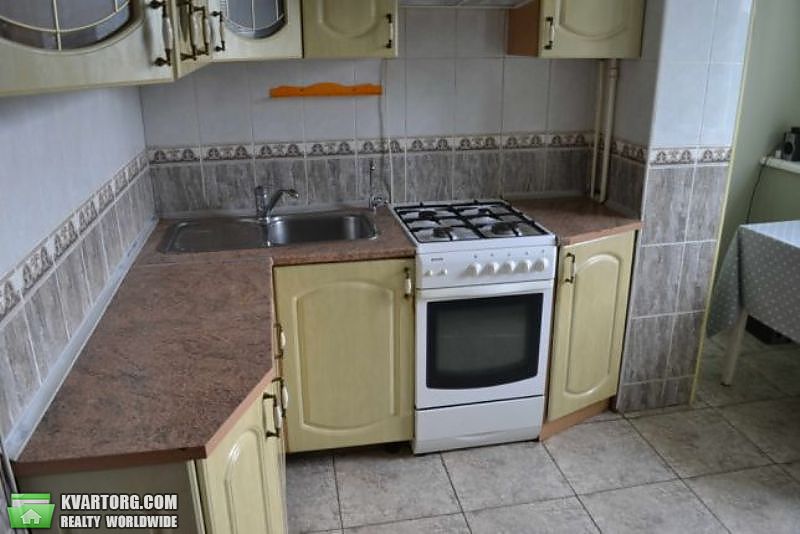 Sell 3-room apartment. Киев,  Шолом-Алейхема — photo 2